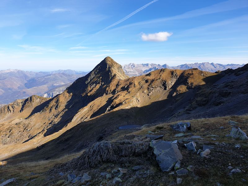 le-lac-d-isabe-et-le-pic-de-sesques_3