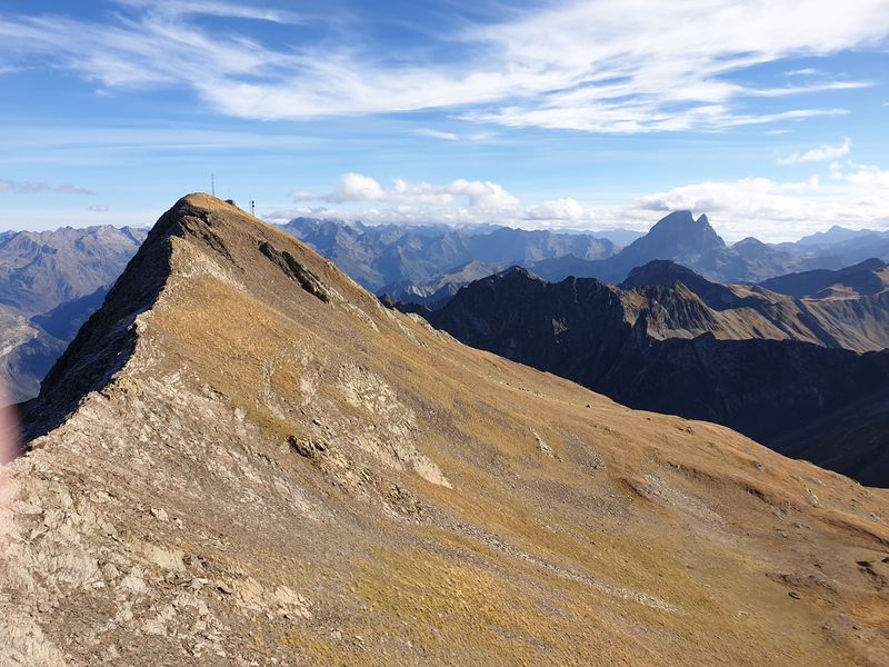 le-lac-d-isabe-et-le-pic-de-sesques_3