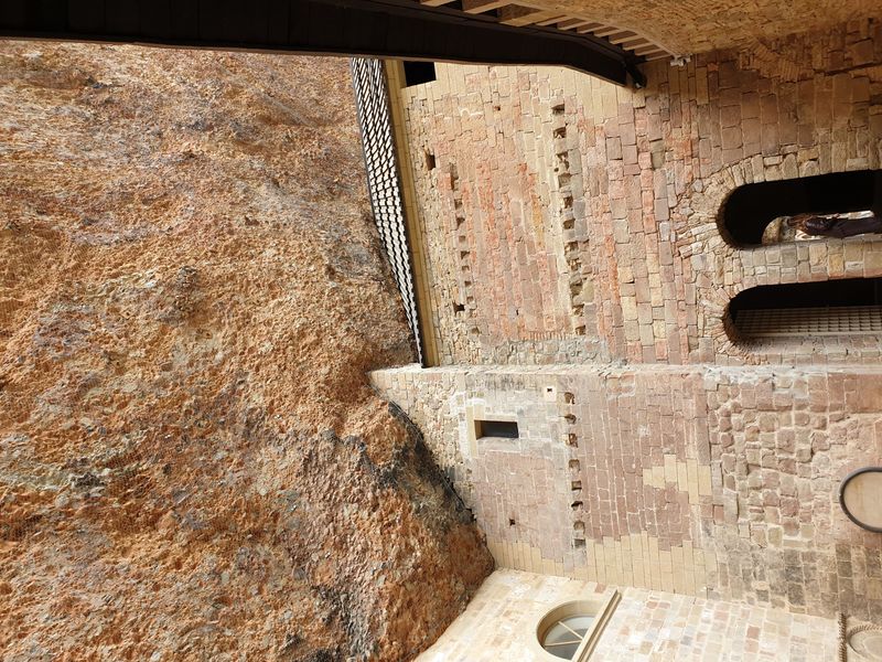 monastere-saint-jean-de-la-pena_3