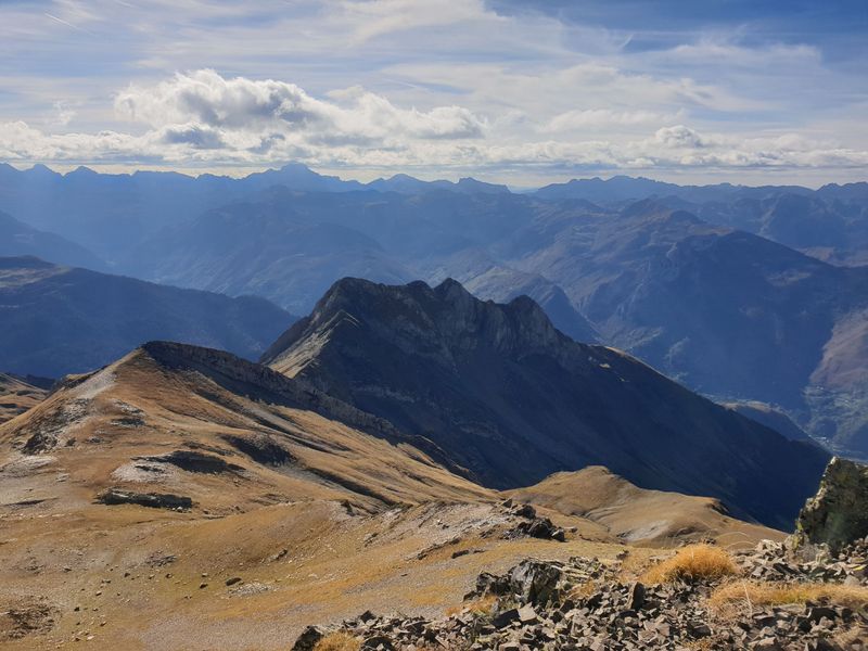 le-lac-d-isabe-et-le-pic-de-sesques_6