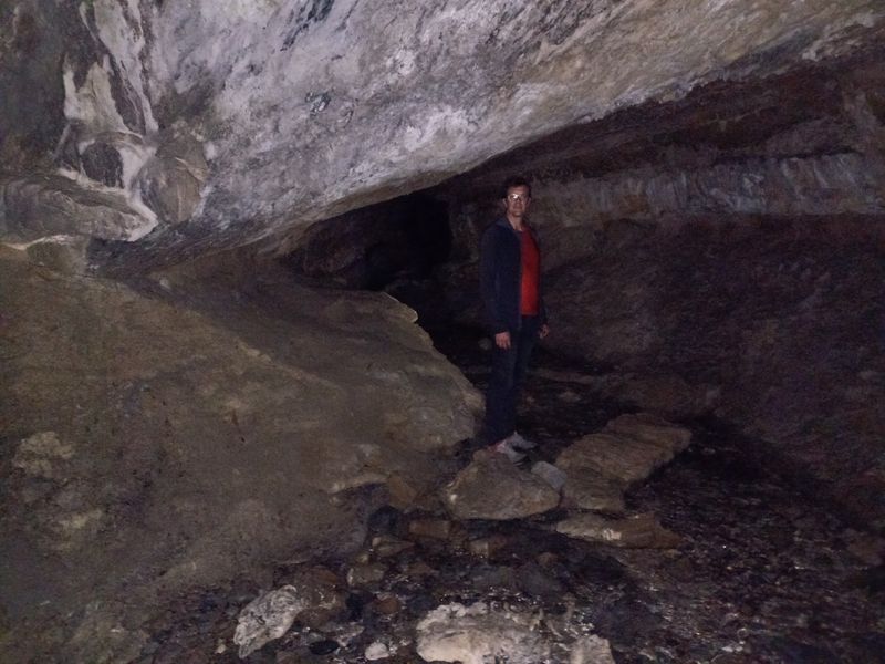 les-grottes-d-eaux-chaudes_2