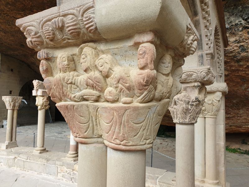 monastere-saint-jean-de-la-pena_13