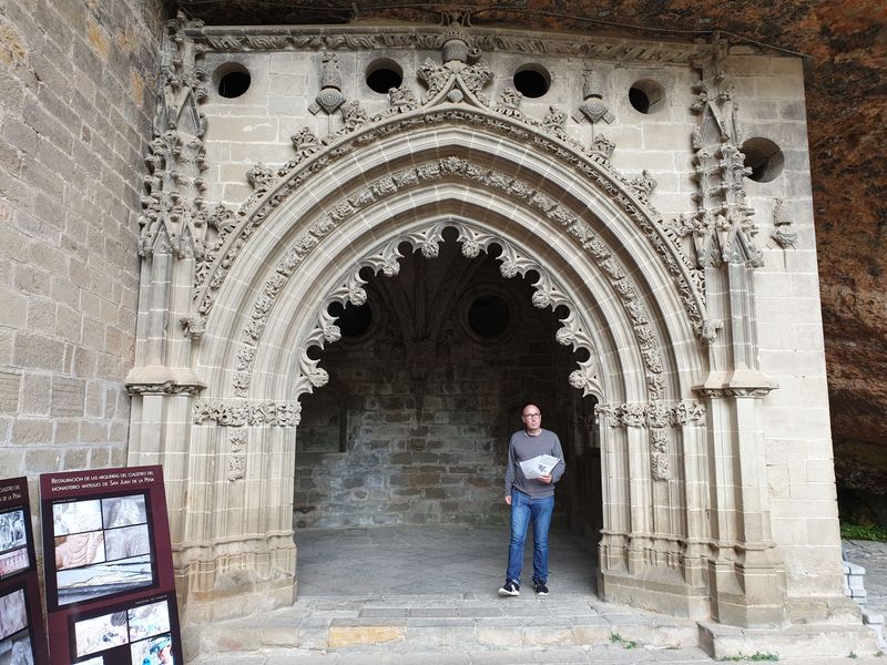 monastere-saint-jean-de-la-pena_8